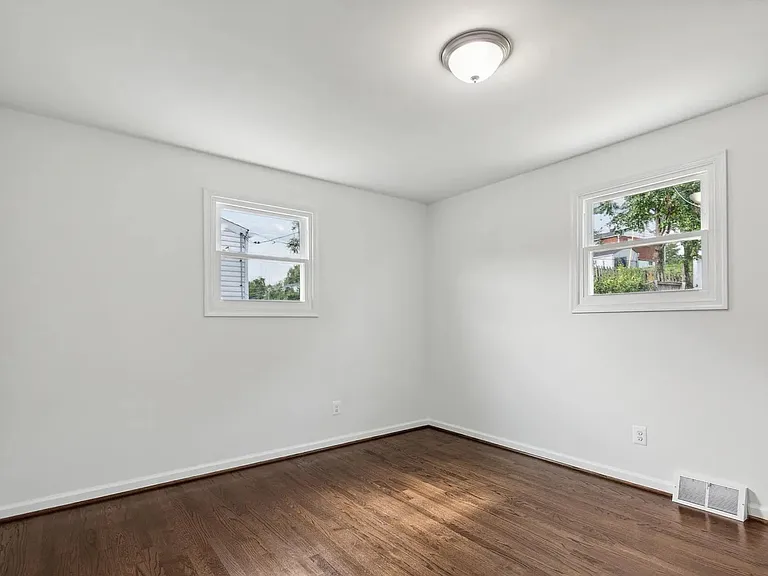 5522 Lanham Way — Photo 26