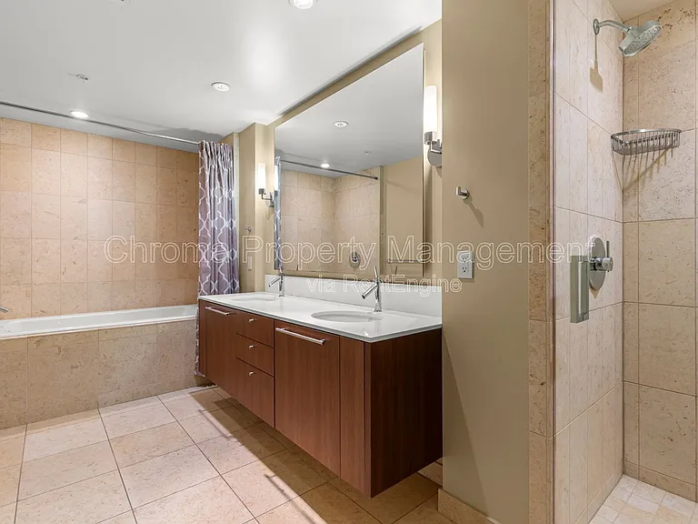 311 NW 12th Ave #204 — Photo 15