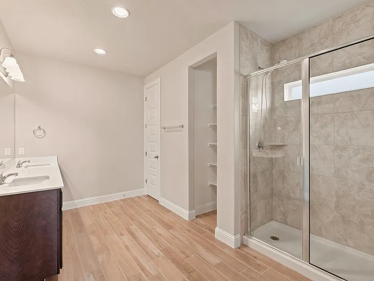 2821 Winding Creek Rd — Photo 17