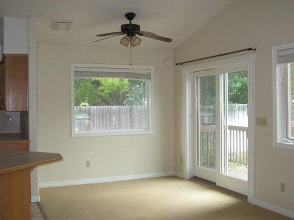 3rd image of 1148 County Cork Ln