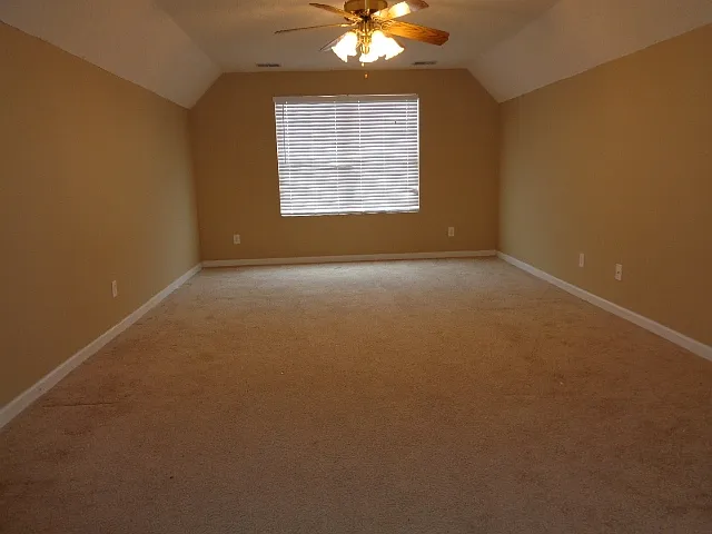 2320 Hayward Ln — Photo 15