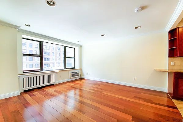 Rented by Warburg | media 3