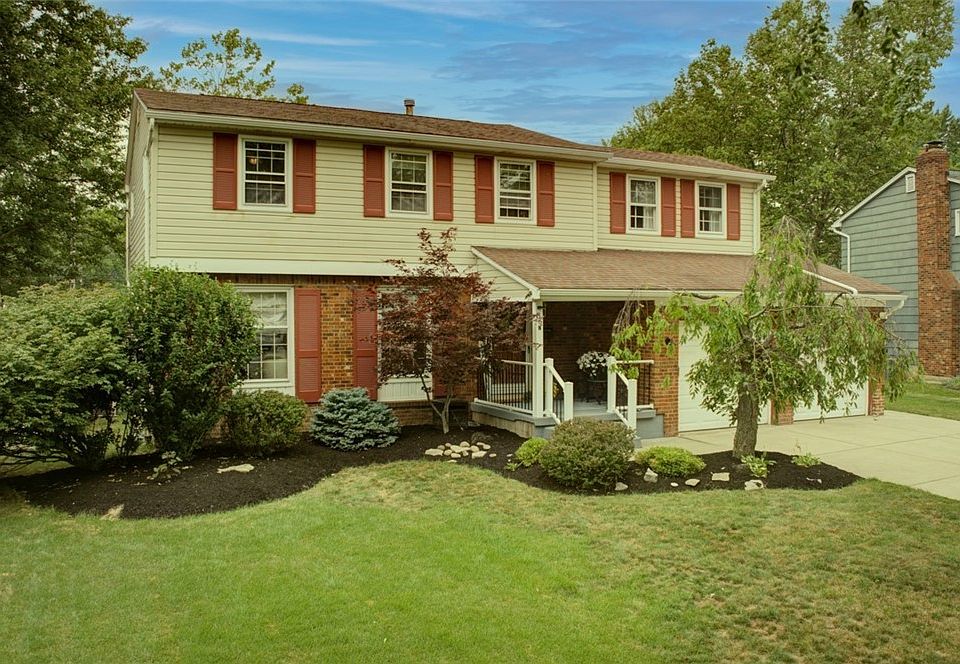 1st image of 86 Sweetwood Dr N