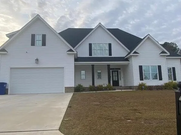 1912 Belles Ferry Ct, Winterville, NC 28590