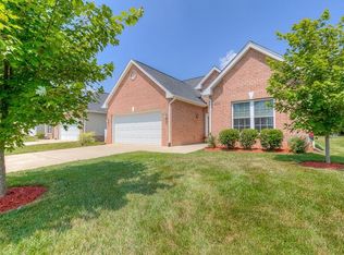 2310 Willow Walk Dr, Roanoke, VA 24017
