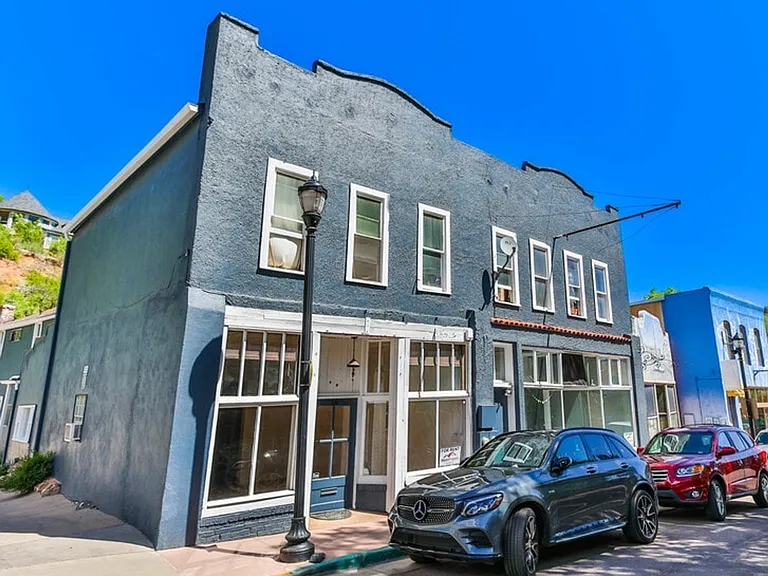 14 Ruxton Ave #16B — Photo 1