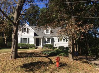 1182 Hill Ave, Elgin, IL 60120