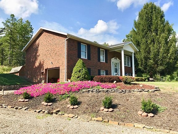 2nd image of 222 Noel Hollow Rd