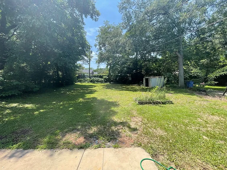 709 Elm Ave — Photo 13