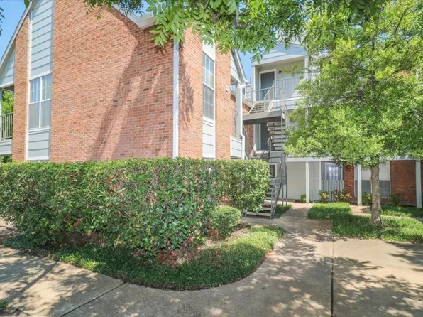 3210 S Fielder Rd APT 210, Arlington, TX 76015