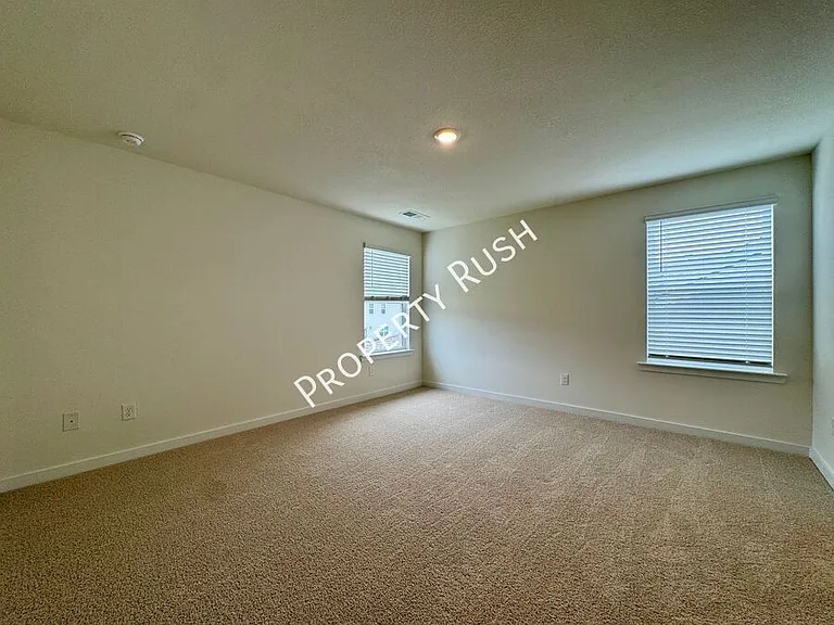 7535 Bendire Loop — Photo 24