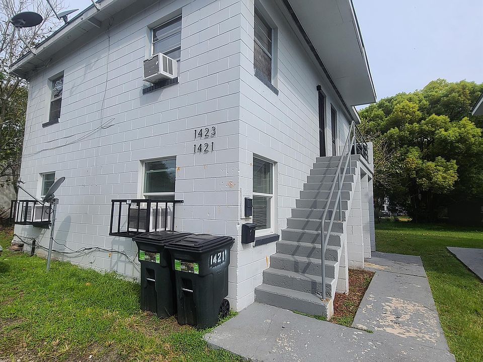 1st image of 1421 Logan St W #1