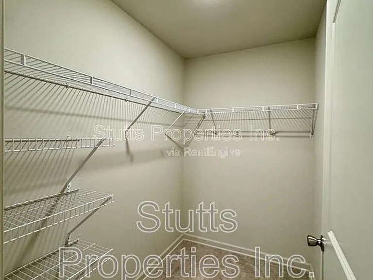 101 Gin Ct #702 — Photo 12