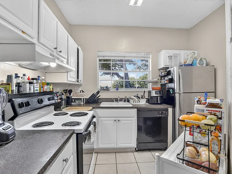 2361 NW 96th Ter #18K — Photo 2