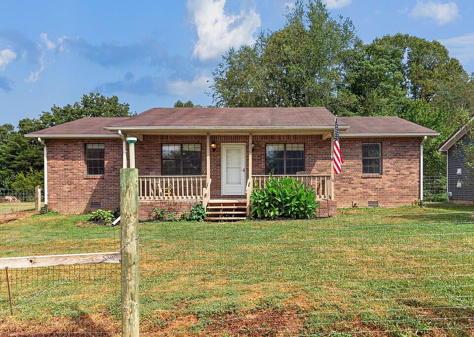 1st image of 330 Finley Rd