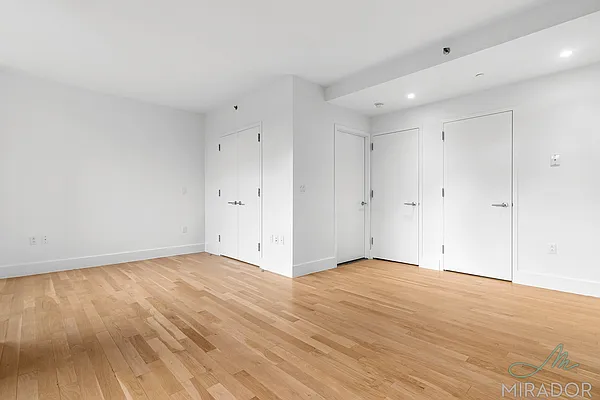 Rented by Mirador Real Estate | media 20