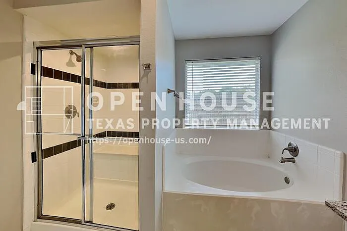 1327 Coppercrest Dr — Photo 11