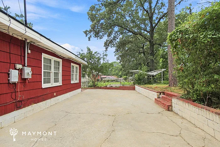 205 Ridgewood Ave — Photo 14