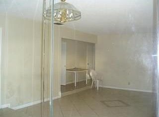 2nd image of 4811 Harrison St