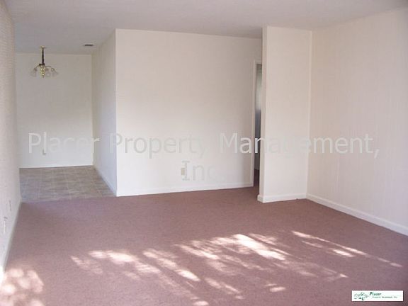 4th image of 8053 Dana Butte Way