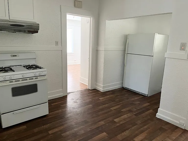 9 E Olive Ave — Photo 6