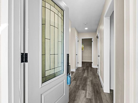 5th image of 2509 Kennedy Way