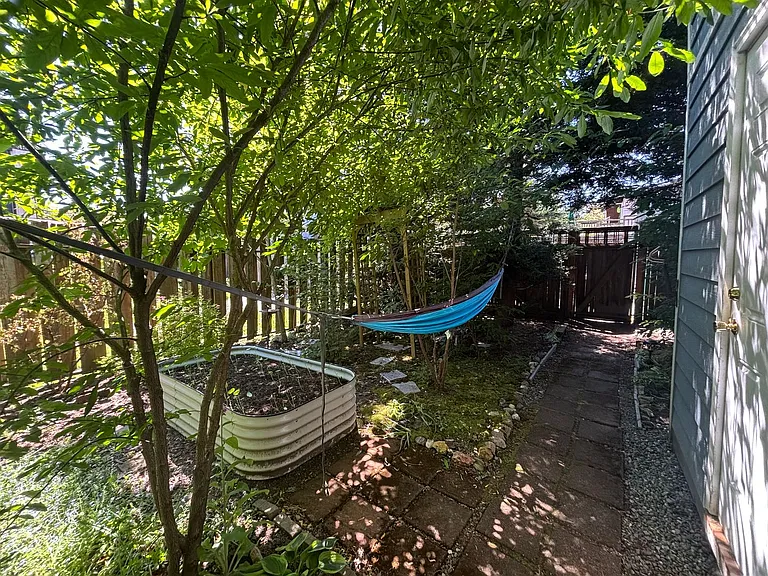 3521 S Ferdinand St — Photo 39