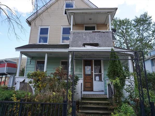 327 Orange, Holyoke, MA 01040