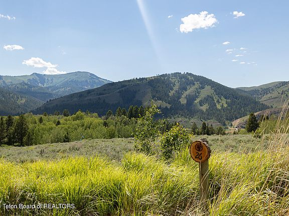 4th image of 800 W Elk Ridge Rd