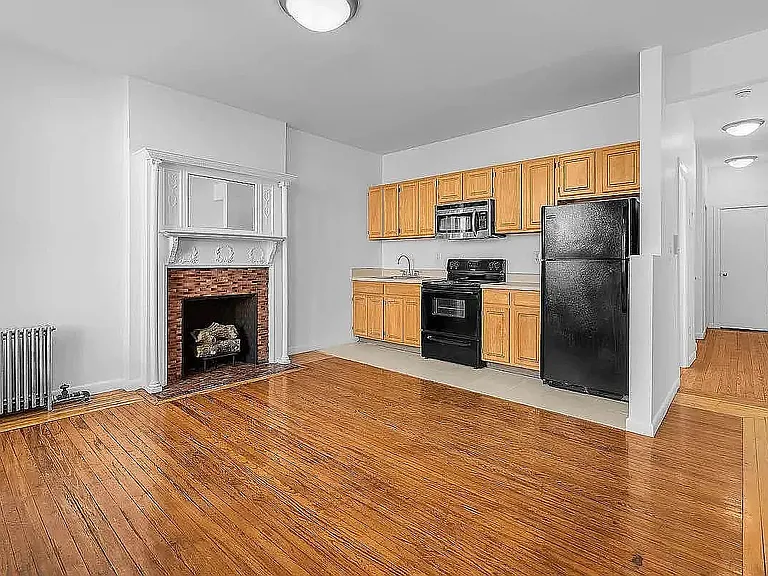 1949 Adam Clayton Powell Jr Blvd #D4 — Photo 2