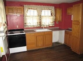 5th image of 407 E Cottage Ave