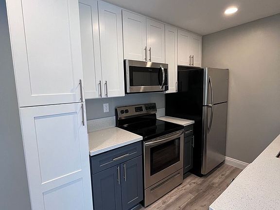 4th image of 4463-4469 48th St #4465-4
