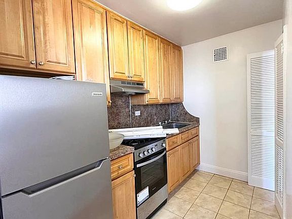 2nd image of 18230 Wexford Ter APT 3H