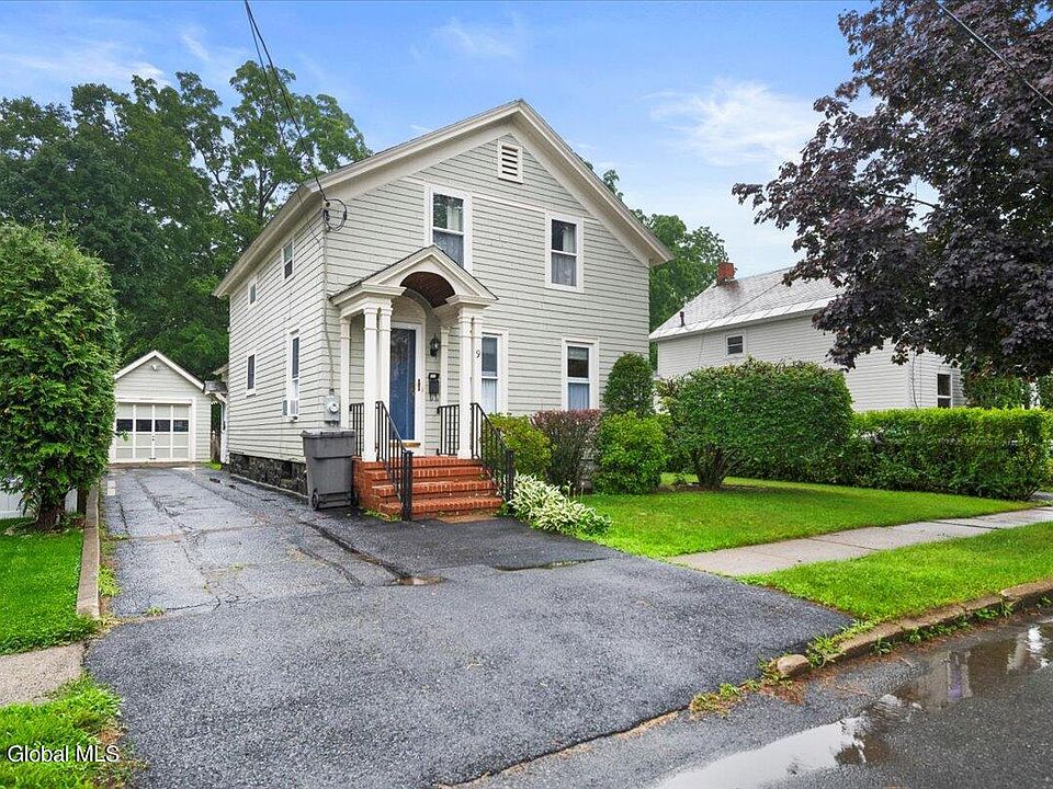 1st image of 9 VANDERHEYDEN Street
