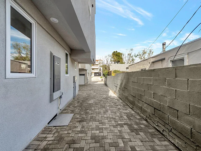 7106 Ramsgate Ave — Photo 21