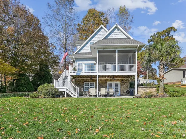 979 Shore Acres Rd, Salisbury, NC 28146