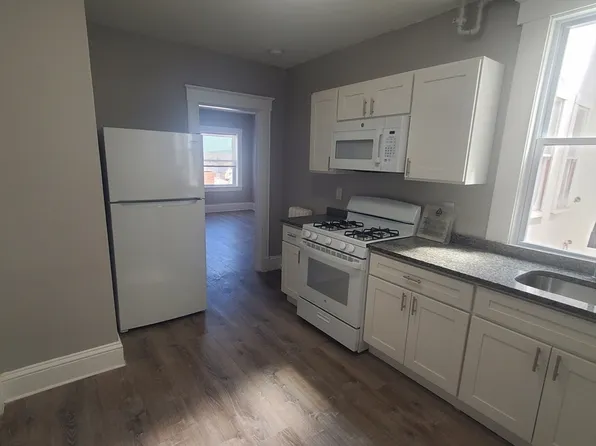 738 Washington St, Norwood, MA