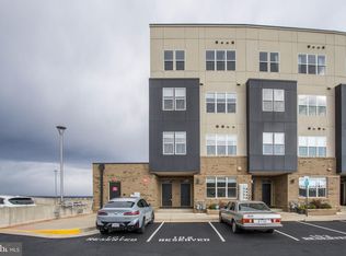 46378 Rilassare Ter, Sterling, VA 20164