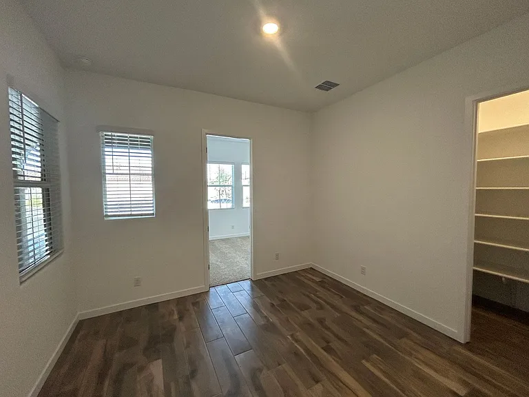 25509 N 149th Ave — Photo 13