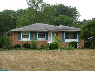 6210 Chelmsford Sq E, Columbus, OH 43229