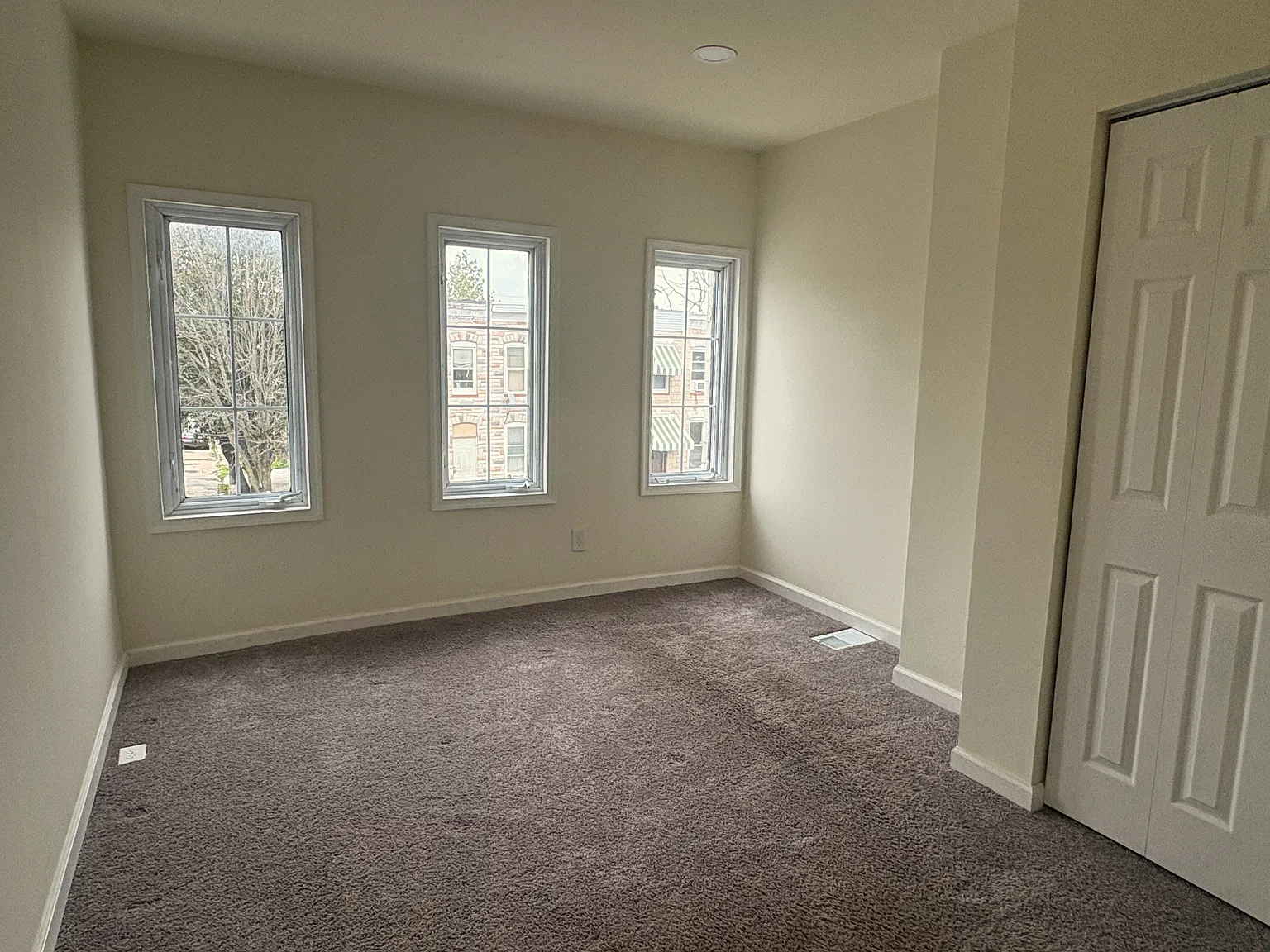 2 bed, 1300 sqft, $1,500 — Photo 4