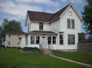 400 N 2nd St, Kings, IL 61068