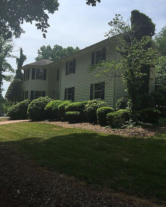 Spacious 3.17 Secluded Ac.