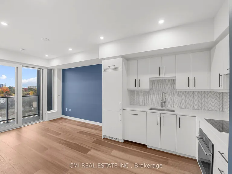 5 Wellington St S #411 — Photo 12