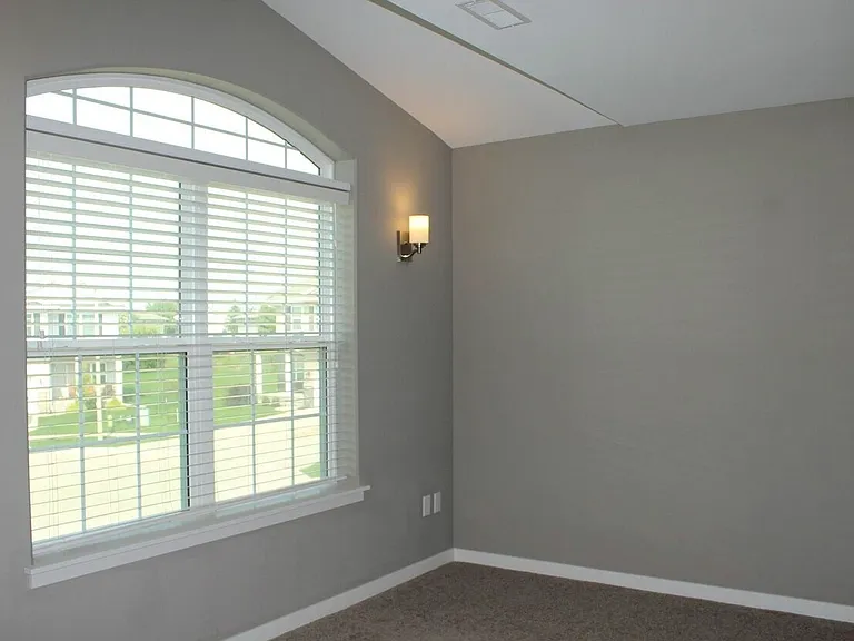 300 Sunset Pl — Photo 6