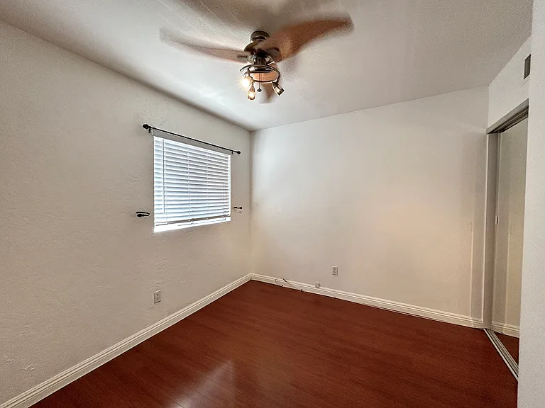 1039 Mount Olive Dr — Photo 11