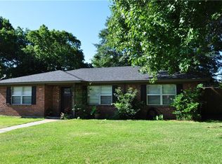 2530 Lockloma St, Denison, TX 75020