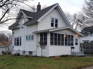 1004 Walnut St, Cedar Falls, IA 50613