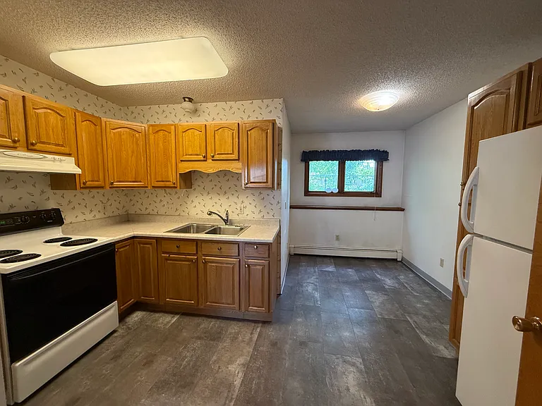 235 Glacier Ave — Photo 7