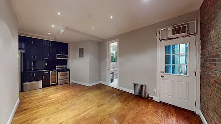 Rented by Bond New York